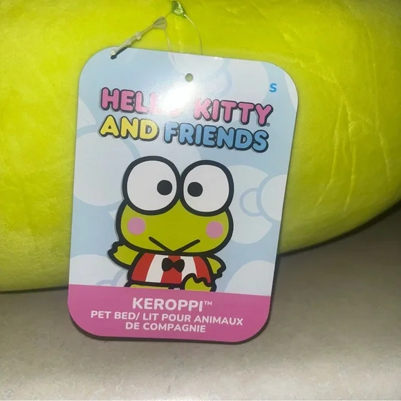 Hello Kitty Sanrio Keroppi pet bed. - Picture 8 of 14